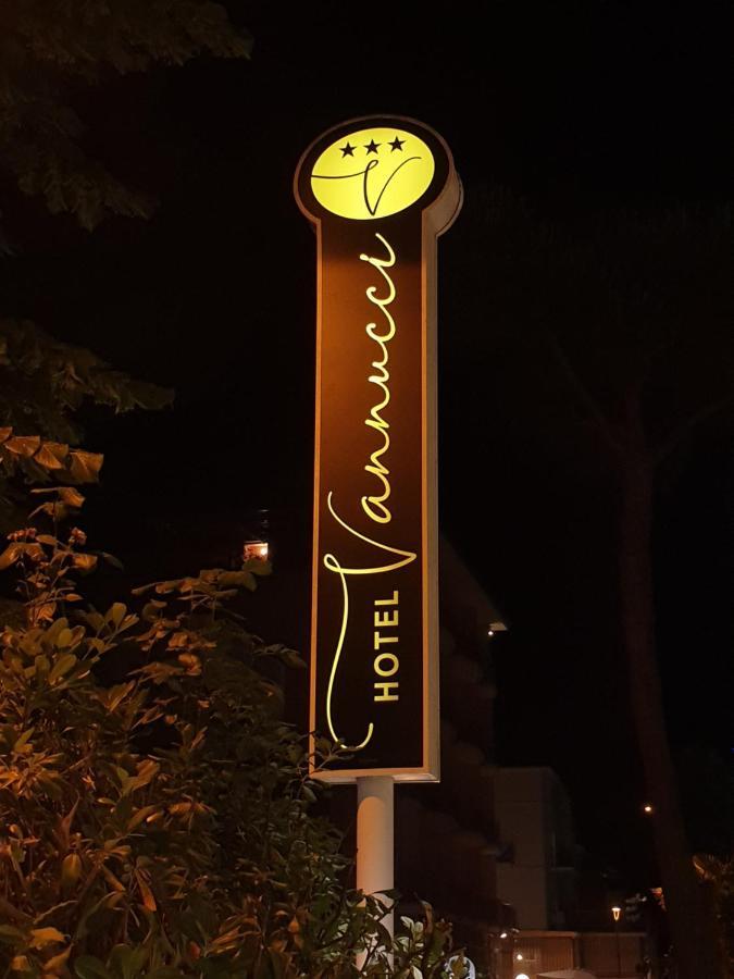 Hotel Vannucci Rimini Dış mekan fotoğraf