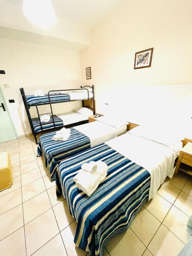 Hotel Vannucci Rimini Dış mekan fotoğraf