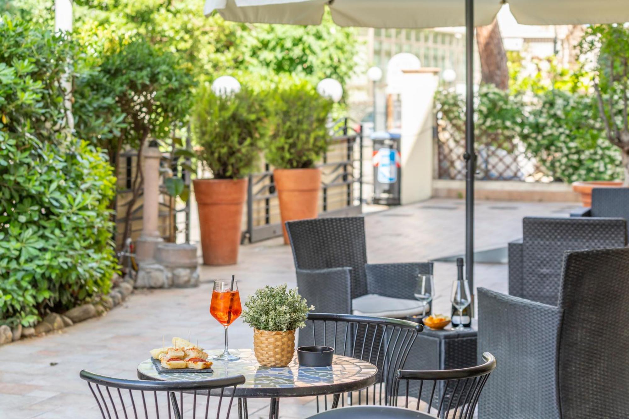 Hotel Vannucci Rimini Dış mekan fotoğraf